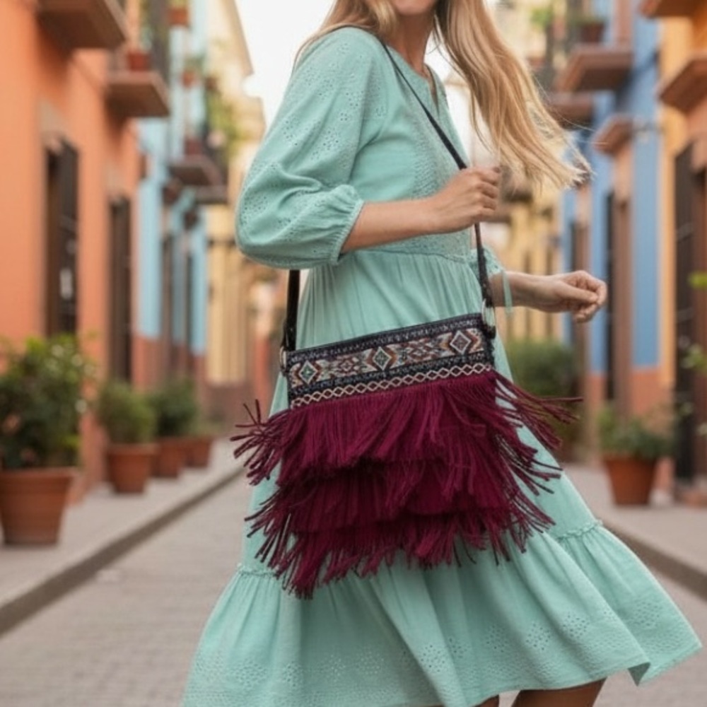 Montana West Carry Concealed Aztec Tiered Fringe Crossbody Bag NWT